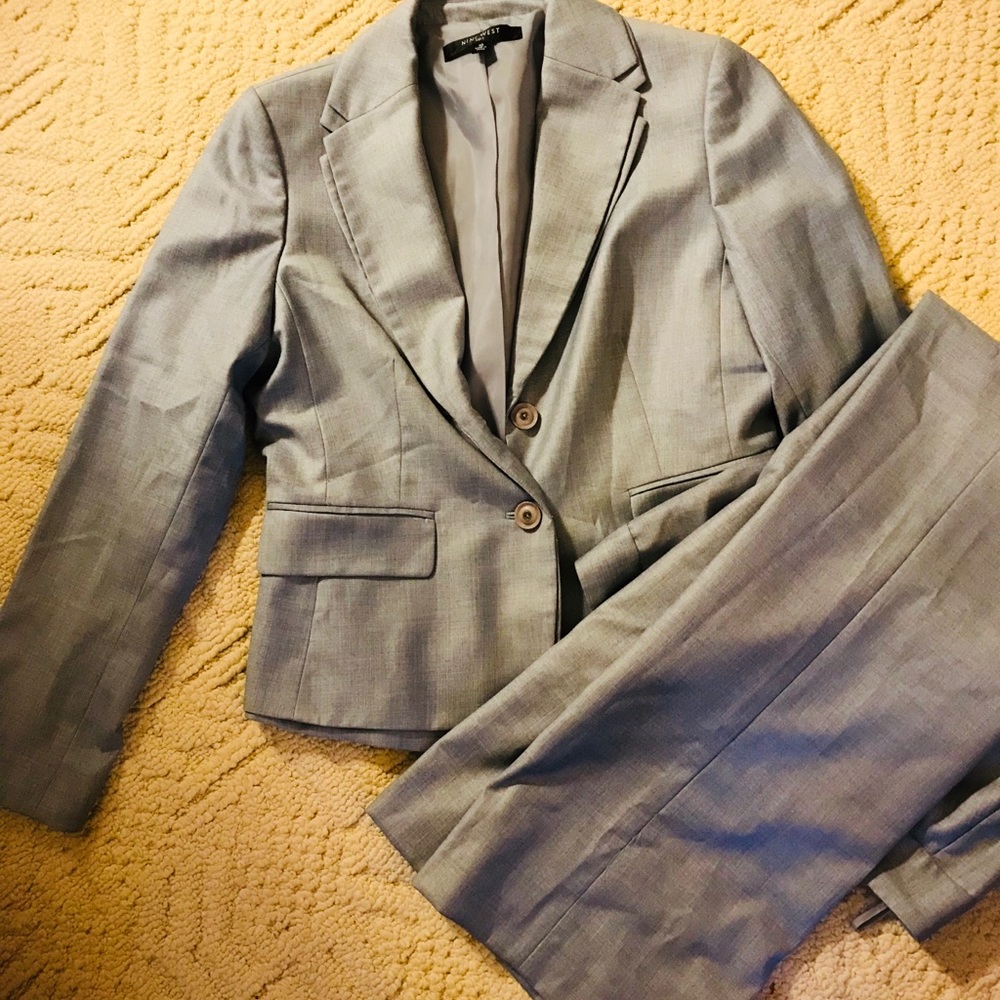 Suit Yourself! - Picture 2 of 2